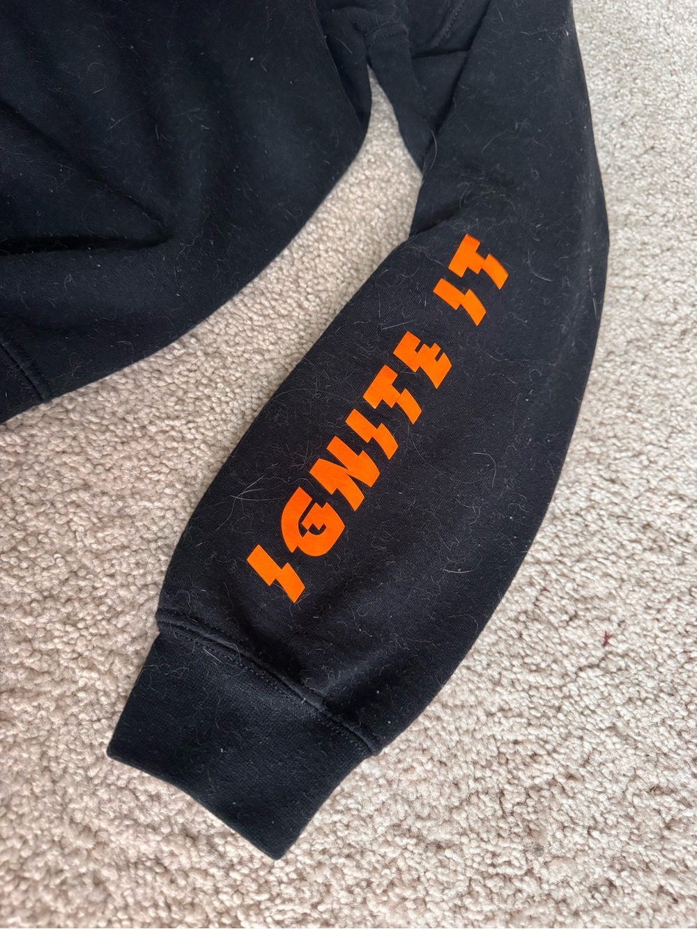 Gildan Anime Inspired Black Heavy Blend Crewneck